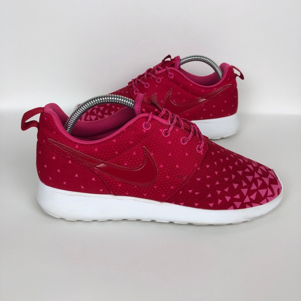 Nike Roshe One Running Shoe Sneaker